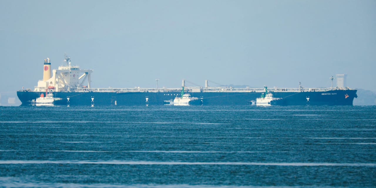 U.S. oil prices decline as hopes grow for a peace deal arriving soon