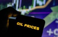 Oil falls as International Energy Agency forecasts supply glut next year after U.S.-Iran deal