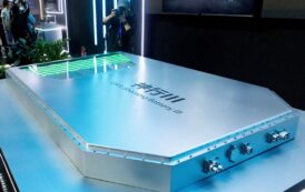 China's solar majors charge into batteries as panel sales falter