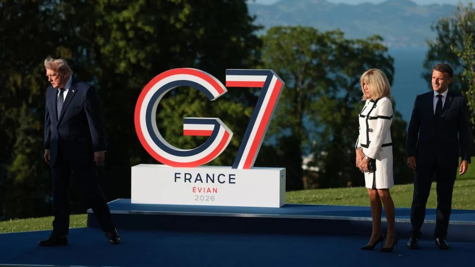 French President Emmanuel Macron and his wife, first lady of France Brigitte Macron, welcome US President Donald Trump (L) during the G7 summit at Hotel Royal Evian on Monday in Évian-les-Bains, France. - Anna Moneymaker/Getty Images