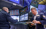 Treasury yields are flat as traders weigh encouraging inflation data vs. oil rebound