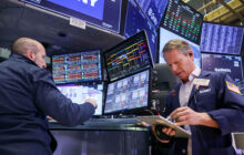 Treasury yields are flat as traders weigh encouraging inflation data vs. oil rebound