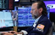 The volatile AI trade marched higher, but oil kept Wall Street on edge last week