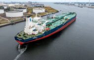 Ships shun Strait of Hormuz as renewed fighting strains key oil corridor