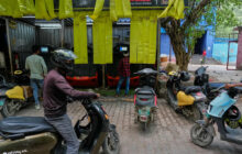 India's capital part of aggressive electric vehicle targets in bid to curb air pollution