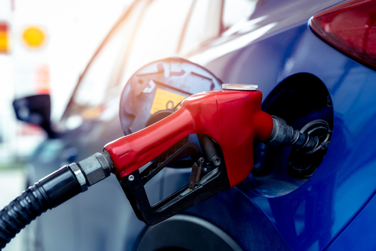 Gasoline Prices Jump Back Above $4.00