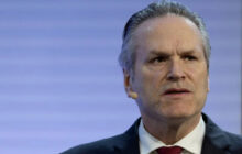Stalled Alaska LNG pipeline bill sends 'negative signal,' governor says