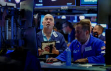 Oil prices rally, US data dents chances of Fed rate hike