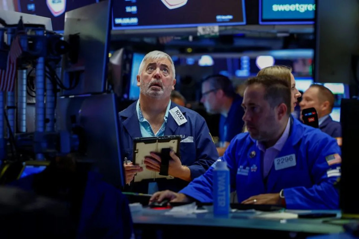 Oil prices rally, US data dents chances of Fed rate hike