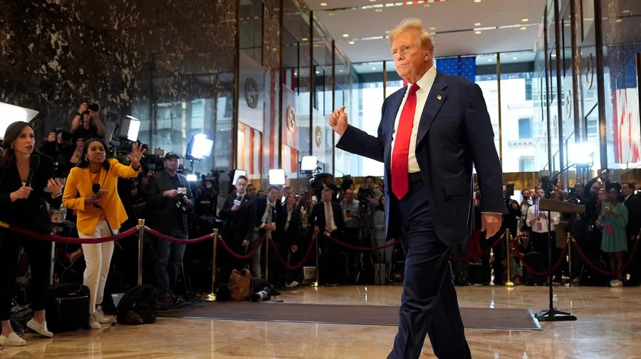 Ex-Trump aide: White House ‘trying to gaslight’ Americans with economic message