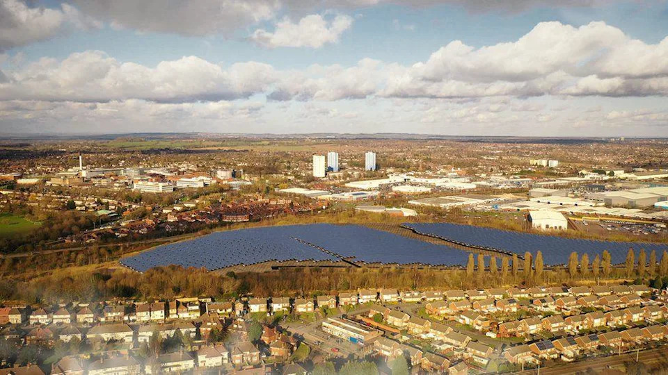 Solar farm 'supplied whole hospital site over summer'