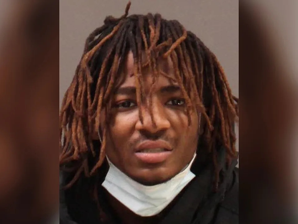 Masked suspect accused of menacing people in Philadelphia arrested in Las Vegas