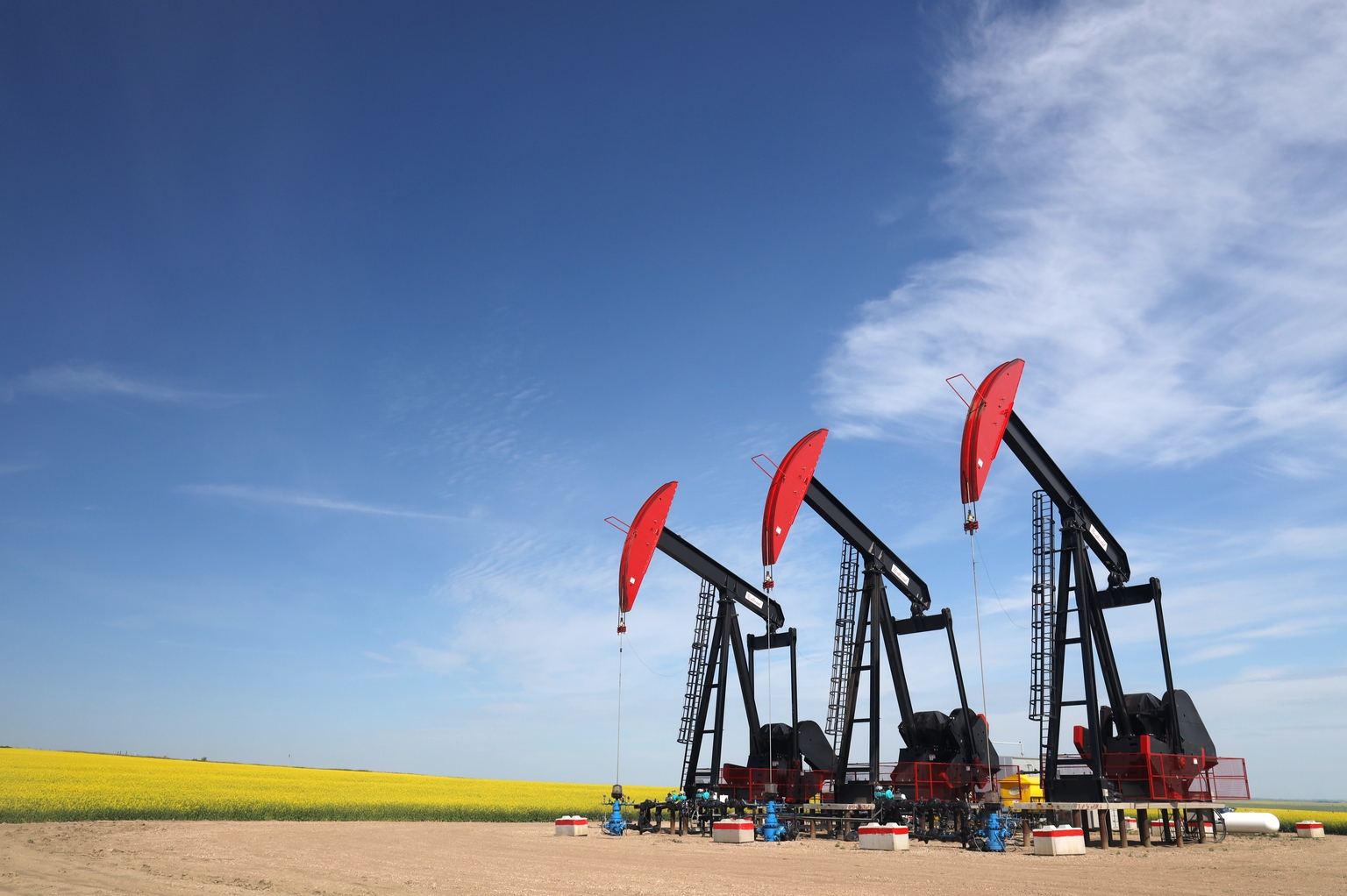 Commodities: Oil Sinks As Deal Optimism Grows