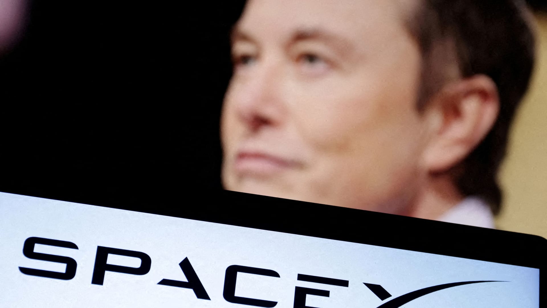 Here are Monday's biggest analyst calls: SpaceX, Nvidia, Apple, Salesforce, Robinhood, First Solar & more