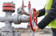 This unique energy stock is a dual threat, offering both income and growth