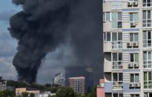 Russia pounds Ukraine's energy infrastructure, leaving 600,000 without power