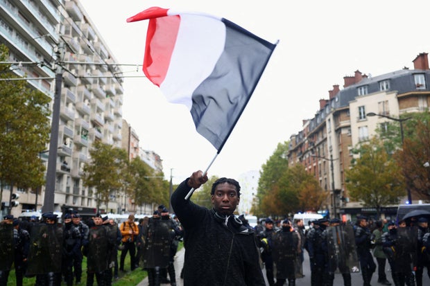 Police fire tear gas and arrest dozens as France sees more protests
